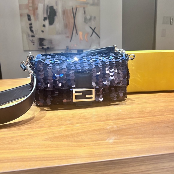 SOLD — Fendi Baguette blue sequins (RARE - ALL ROUND sequins) - Picture 3 of 11